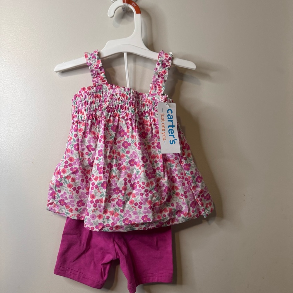 Carter's Baby Girls Floral Top and Shorts Set NWT (9m)
